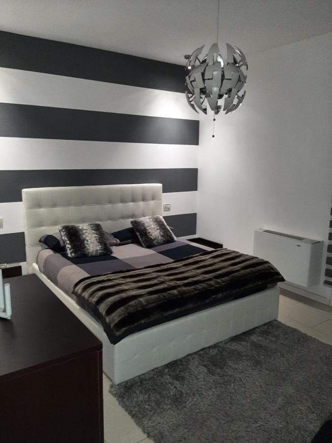 מירה Venezia Suite Apartment מראה חיצוני תמונה